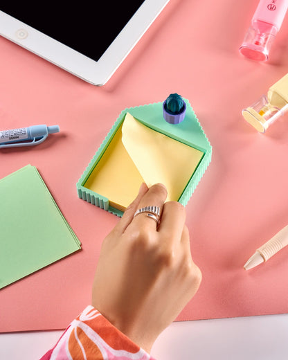 2D Sticky Note Holder