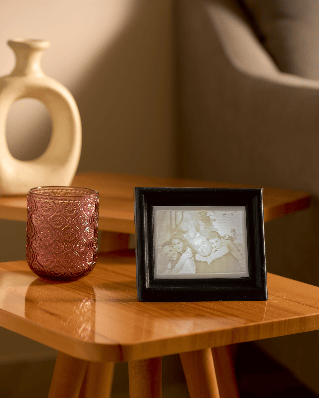 Black 3D printed classic heirloom style LED backlit photo frame with personalized glowing family picture