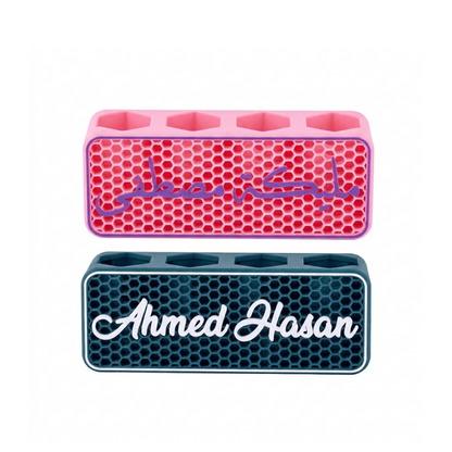 حامل أقلام على شكل خلية نحل