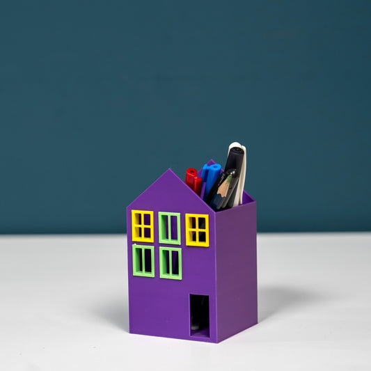 House Pencil Holder 02